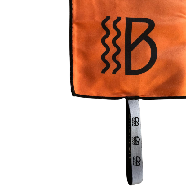 Lifebuoy Orange Extra-Large Microfibre Towel - Image 3
