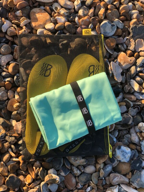 6 X Extra-Large Microfibre Towel Bundle - Image 5